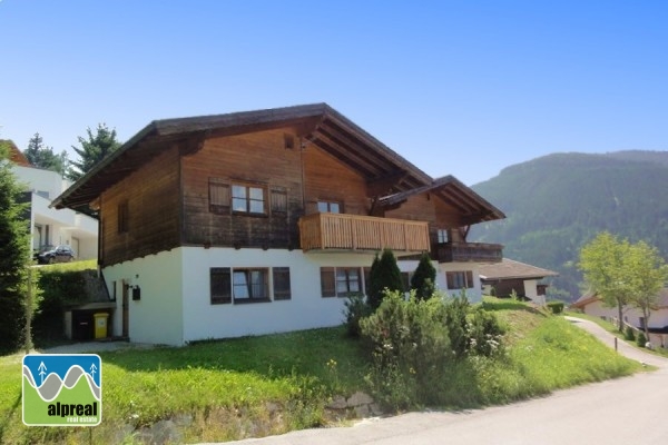 Huis met 2 appartementen Eben Salzburgerland Oostenrijk