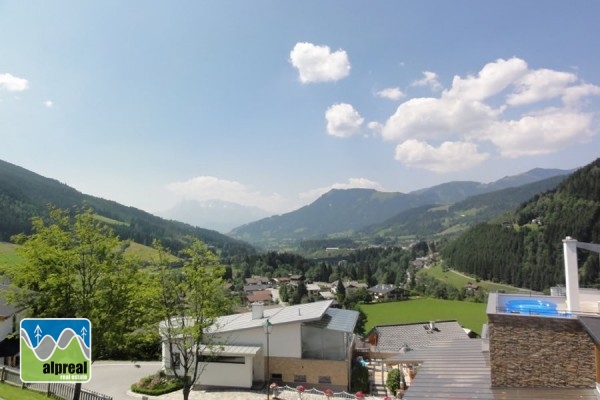 Huis met 2 appartementen Eben Salzburgerland Oostenrijk