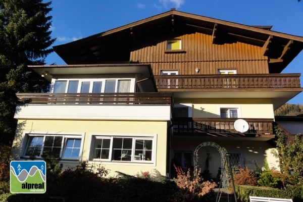 Haus mit 4 Apartements und Praxis Uttendorf Salzburgerland Österreich