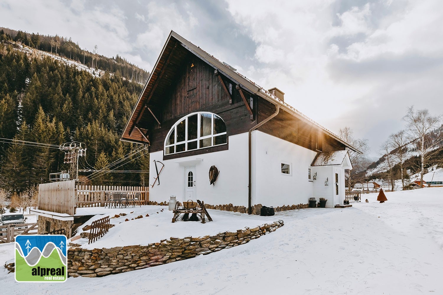 Vakantiehuis met appartement en bijgebouwen Turrach Steiermark Oostenrijk