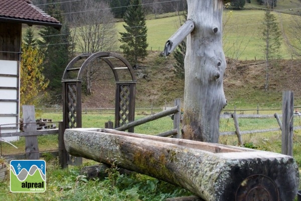 Gasthof met ruim grondstuk nabij Zell am See Salzburgerland Oostenrijk