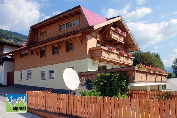 Appartementhuis met 3 appartementen Bramberg am Wildkogel Salzburgerland Oostenrijk