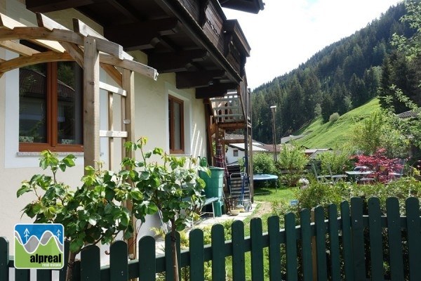 Huis met 2 app Hollersbach Salzburgerland Oostenrijk