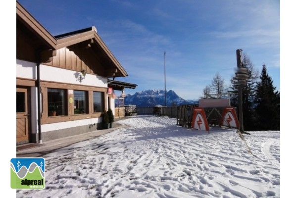 Buitenkans Hotel aan de piste Ski Amade Salzburgerland Oostenrijk