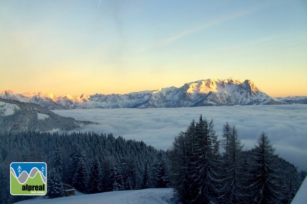 Buitenkans Hotel aan de piste Ski Amade Salzburgerland Oostenrijk