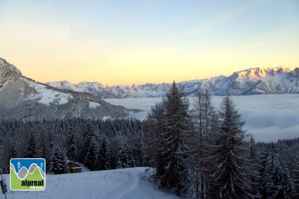 Buitenkans Hotel aan de piste Ski Amade Salzburgerland Oostenrijk