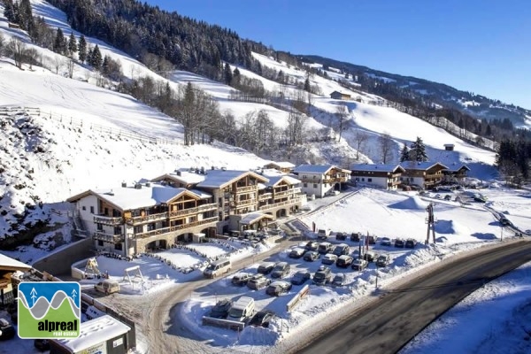 luxe 4-kamer penthouse appartement Saalbach Salzburgerland Oostenrijk