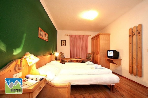 Bed and Breakfast top skidestination Salzburg Austria