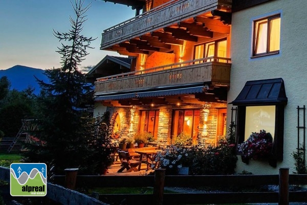 Hotel 32 beds Pinzgau Salzburg Austria